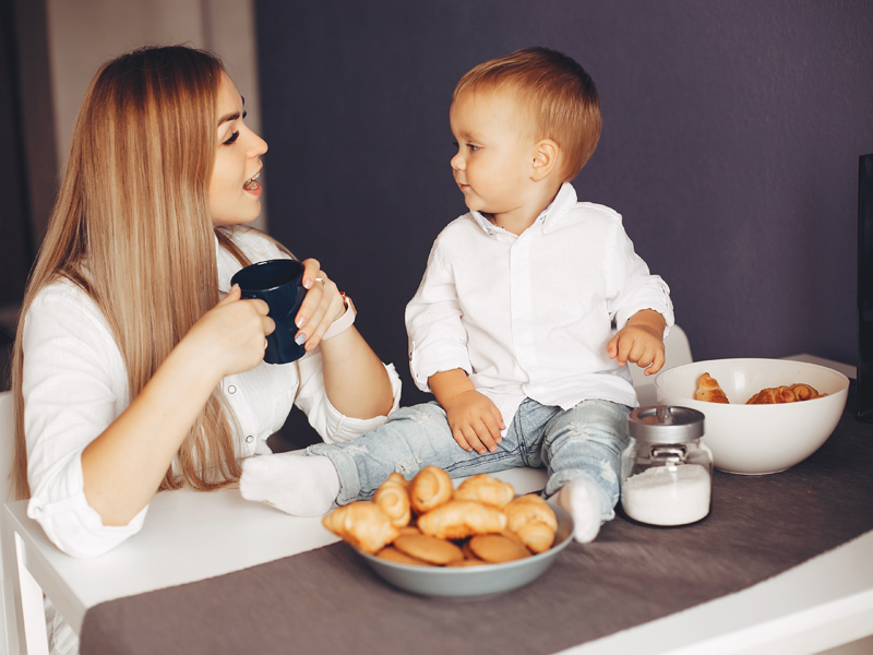 Rekomendasi Makanan untuk Pertumbuhan Gigi Anak 